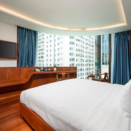 Monalisa Luxury Hotel Дананг Экстерьер фото